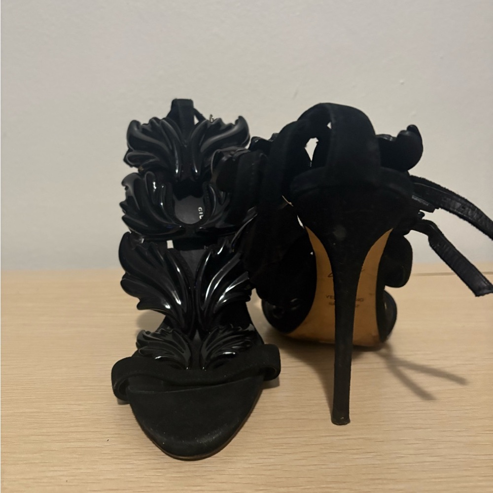 Giuseppe Zanotti Black Sculpted Heels